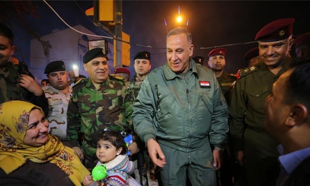 Iraq Defense Minister survives in sniper attack