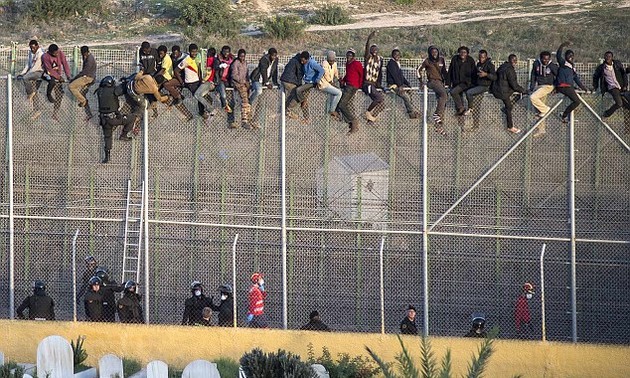 Migrant crisis: EU proposes Entry-Exit System