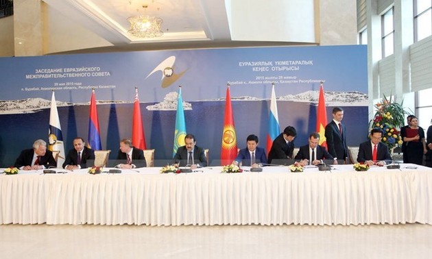 Russia ratifies FTA between Vietnam and EAEC