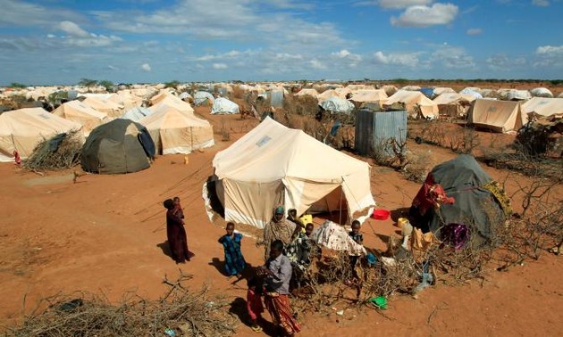 Kenya closes the world's largest refugee camp