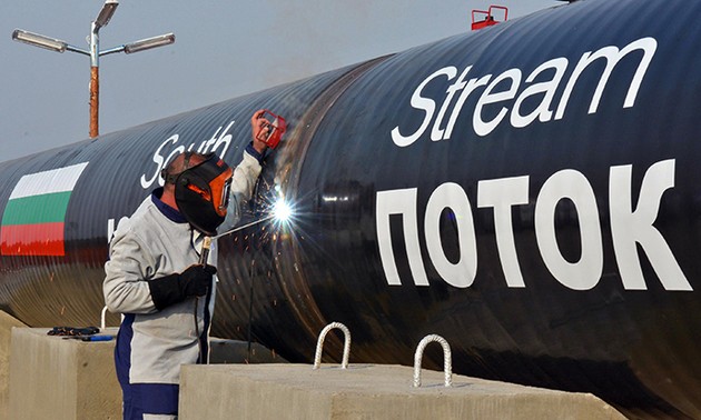 Putin leaves open possibility of restoring the South Stream project