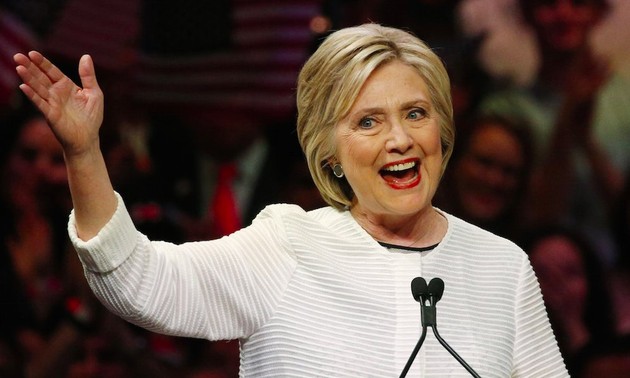 US Election 2016: Hillary Clinton wins big in California Democratic primary