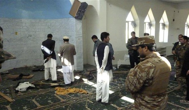 Bomb blast in Afghan mosque causes casualties