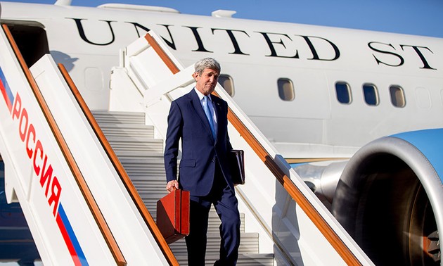 US Secretary of State John Kerry visits Moscow