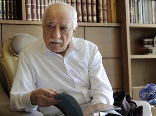 Cleric Gulen accuses President Erdogan of staging Turkish coup