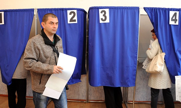 第七届俄罗斯国家杜马选举开始投票