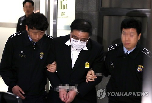 朴槿惠前首席秘书被韩国检方批捕