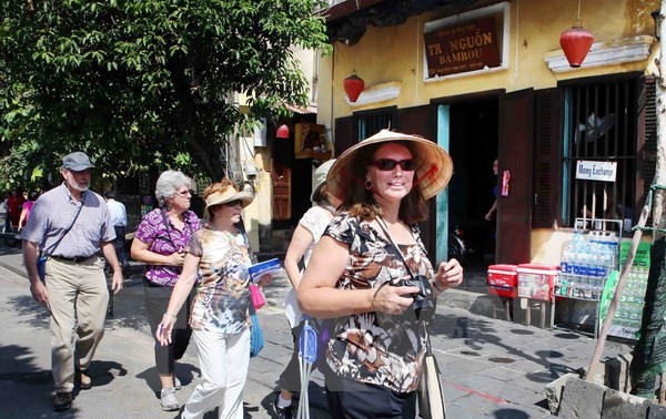Foreign tourist arrivals exceed 1 million once again