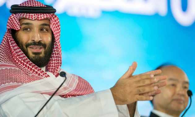 Saudi Arabia arrests princes, ex-ministers