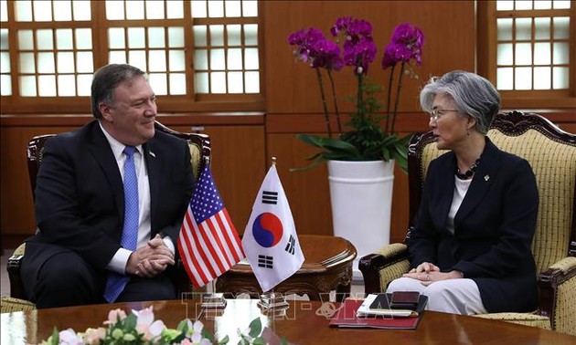 South Korea, US top diplomats hold  talks over Japan's export curbs