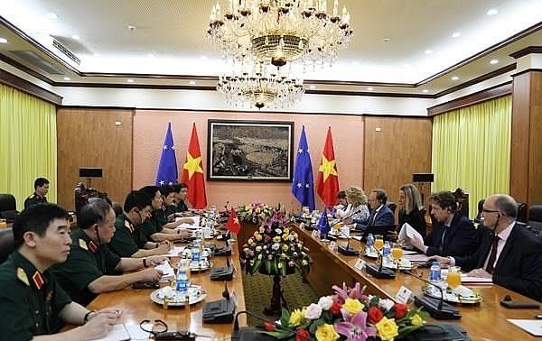 Vietnam, EU seek to boost ties in defense, security 