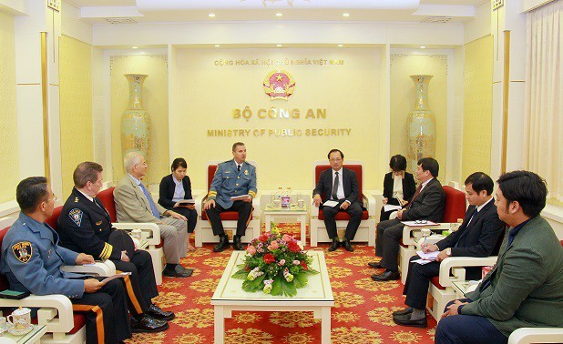 Vietnam, US enhance law enforcement cooperation