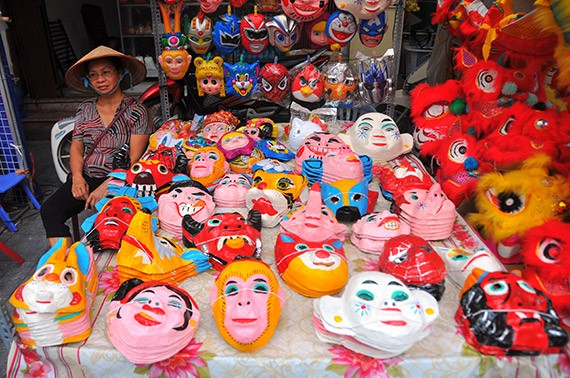 Traditional toys dominate Mid-Autumn Festival market 