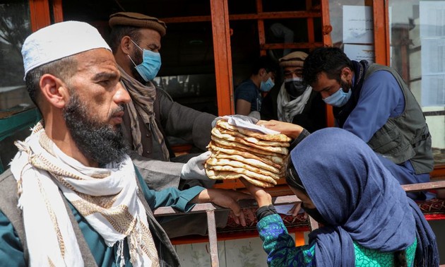 EU increases aid pledge to Afghanistan and its neighbors to 1 billion euros