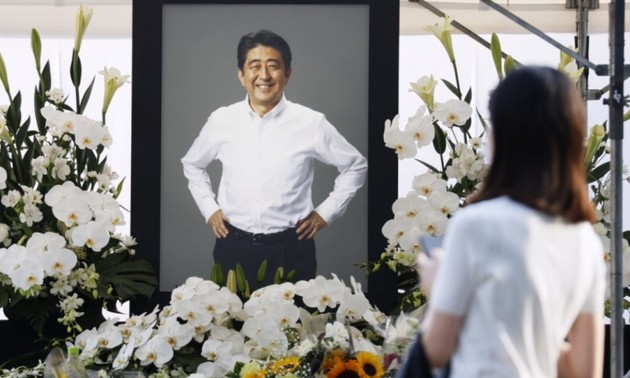 Japan honors ex-PM Shinzo Abe with highest decoration