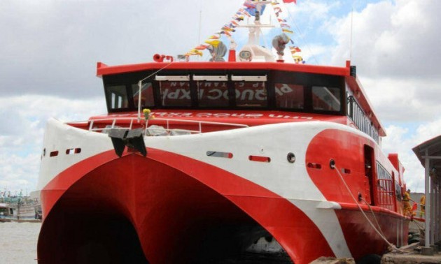 High-speed boat route connecting Ca Mau, Nam Du, Phu Quoc launched 
