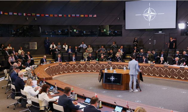 NATO meeting fails to approve first defense plans since Cold War