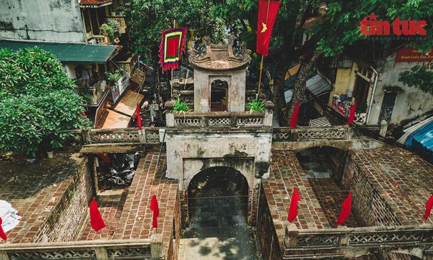 Quan Chuong Gate stands the test of time