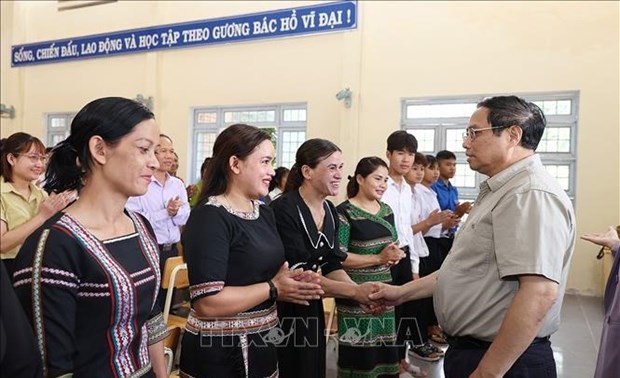PM inspects Kon Tum’s preparations for new academic year