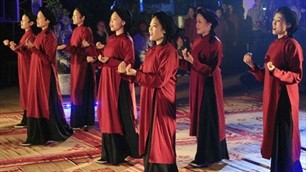 Das Tourismusprogramm und die Feier zur Ehrung des Xoan-Gesangs in Phu-Tho