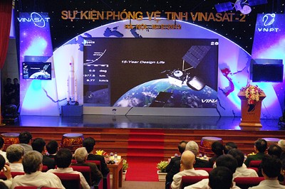 Vietnams Telekommunikationssatellit Vinasat-2 wurde ins All geschickt 
