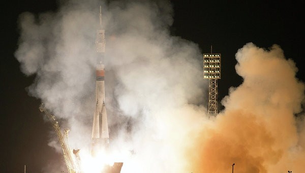Erfolgreicher Abschuss der russischen Rakete Sojus TMA-10M