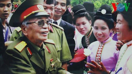 Fotosausstellung: General Vo Nguyen Giap – Der älteste Bruder der vietnamesischen Armee