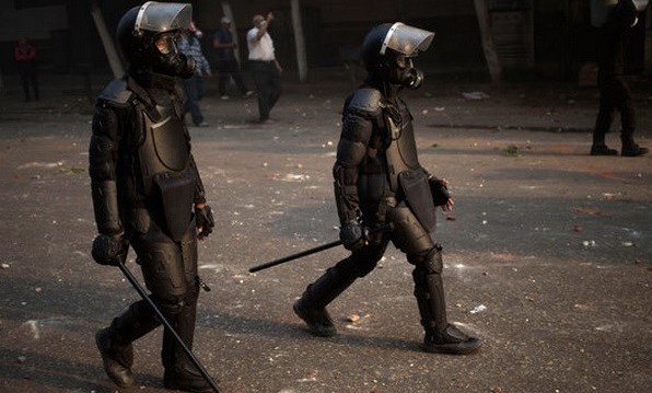 Ägypten: Auseinandersetzung zwischen Mursi-Anhängern und Polizisten