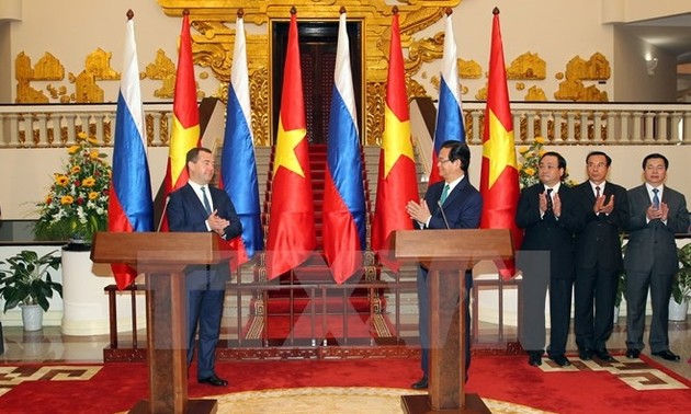 Internationale Presse schätzt den Besuch des russischen Premierministers in Vietnam hoch ein