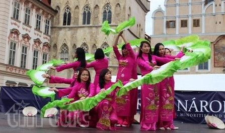 Fest der Minderheiten in Prag: Die vietnamesische Delegation beeindruckt