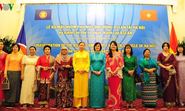 Gründung der ASEAN-Frauengruppe in Hanoi 