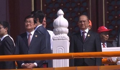 Staatspräsident Truong Tan Sang nimmt an Feier zum Sieg gegen den Nationalsozialismus in Peking teil