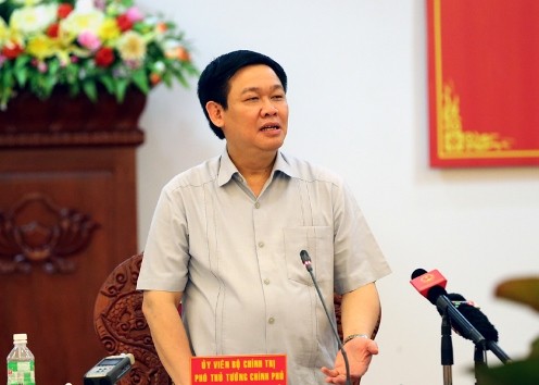 Vize-Premierminister Vuong Dinh Hue fordert günstige Bedingungen für Unternehmen