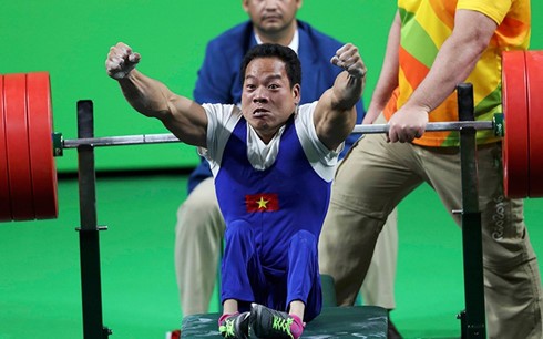 Gewichtheber Le Van Cong und sein Erfolg für den vietnamesischen Sport