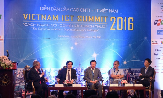 Abschlussveranstaltung des Forums für IT und Telekommunikation Vietnam 