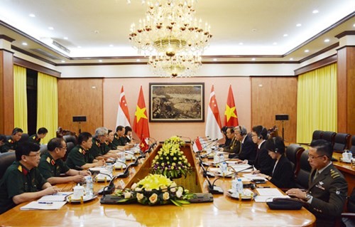 Konsultation über die Verteidigungspolitik zwischen Vietnam und Singapur