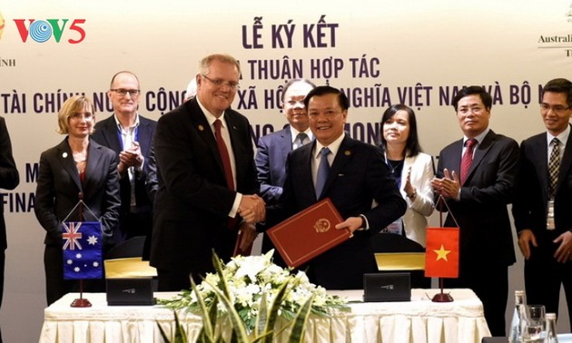 Vietnam und Australien unterzeichnen das Memorandum für die Zusammenarbeit im Finanzwesen