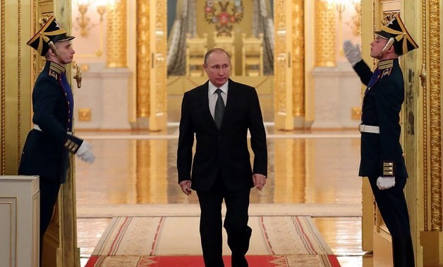 Präsident Wladimir Putin hat großen Vorsprung bei Umfrage vor den Wahlen