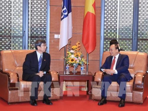 Premierminister Nguyen Xuan Phuc empfängt den ADB-Präsident Takehiko Nakao