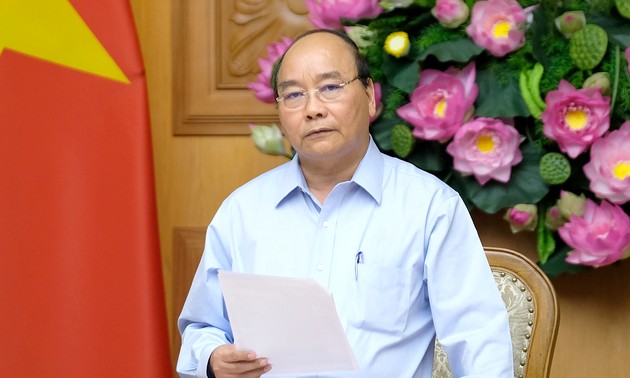 Premierminister Nguyen Xuan Phuc leitet die Sitzung der nationalen Kommission zur Bildungsreform