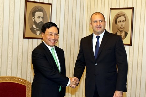 Vize-Premierminister Pham Binh Minh zu Gast in Bulgarien