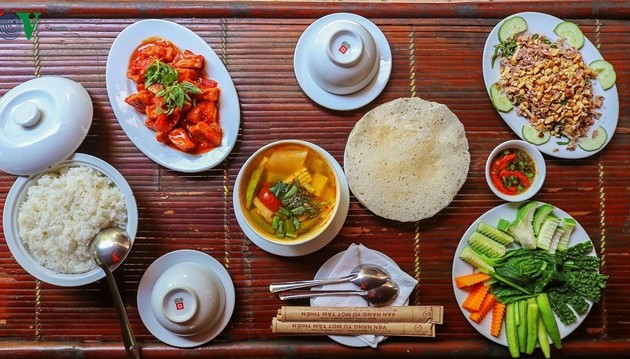 Königliche Rezepte und regionale Köstlichkeit in der Provinz Thua Thien Hue 
