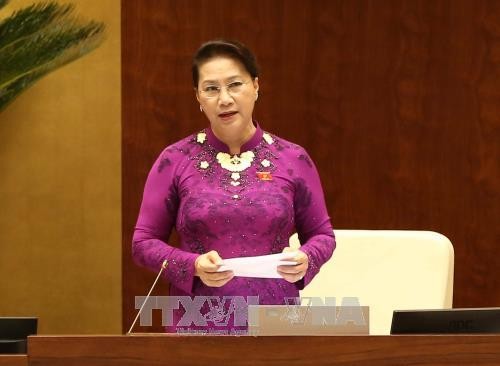 Parlamentspräsidentin Nguyen Thi Kim Ngan empfängt die stellvertretende Vorsitzende der russischen Staatsduma 