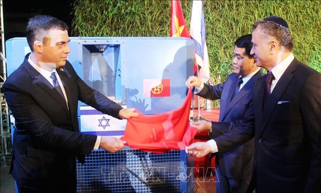 Ausstellung: Israel in der Hauptstadt Hanoi