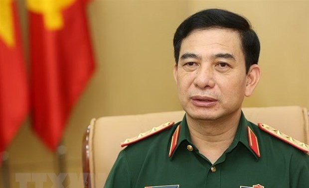 Die vietnamesische Militärdelegation zu Gast in Singapur