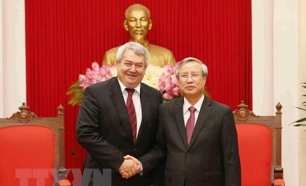 Verstärkung der Freundschaft und der Zusammenarbeit zwischen Vietnam und Tschechien