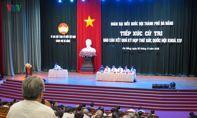 Parteisekretär von Da Nang: Vietnam bekräftigt seine Souveränität auf Hoang Sa-Inselgruppe