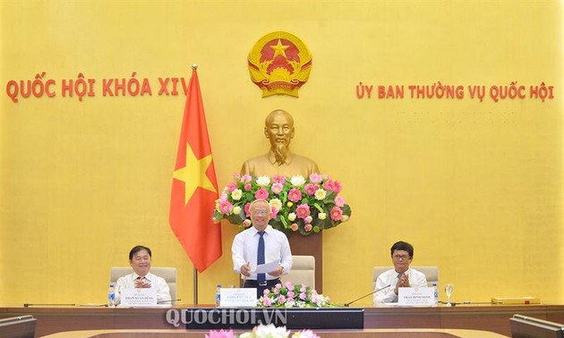 Vize-Parlamentspräsident Uong Chu Luu trifft Delegierte der Vietnam-Russland-Freundschaftsgesellschaft