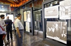 Fotoausstellung „Merkmale des Präsidenten Ho Chi Minh” in Bangladesch