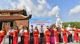 Einweihung des Mutter-Denkmals und des Tempels Lac Long Quan in Ca Mau